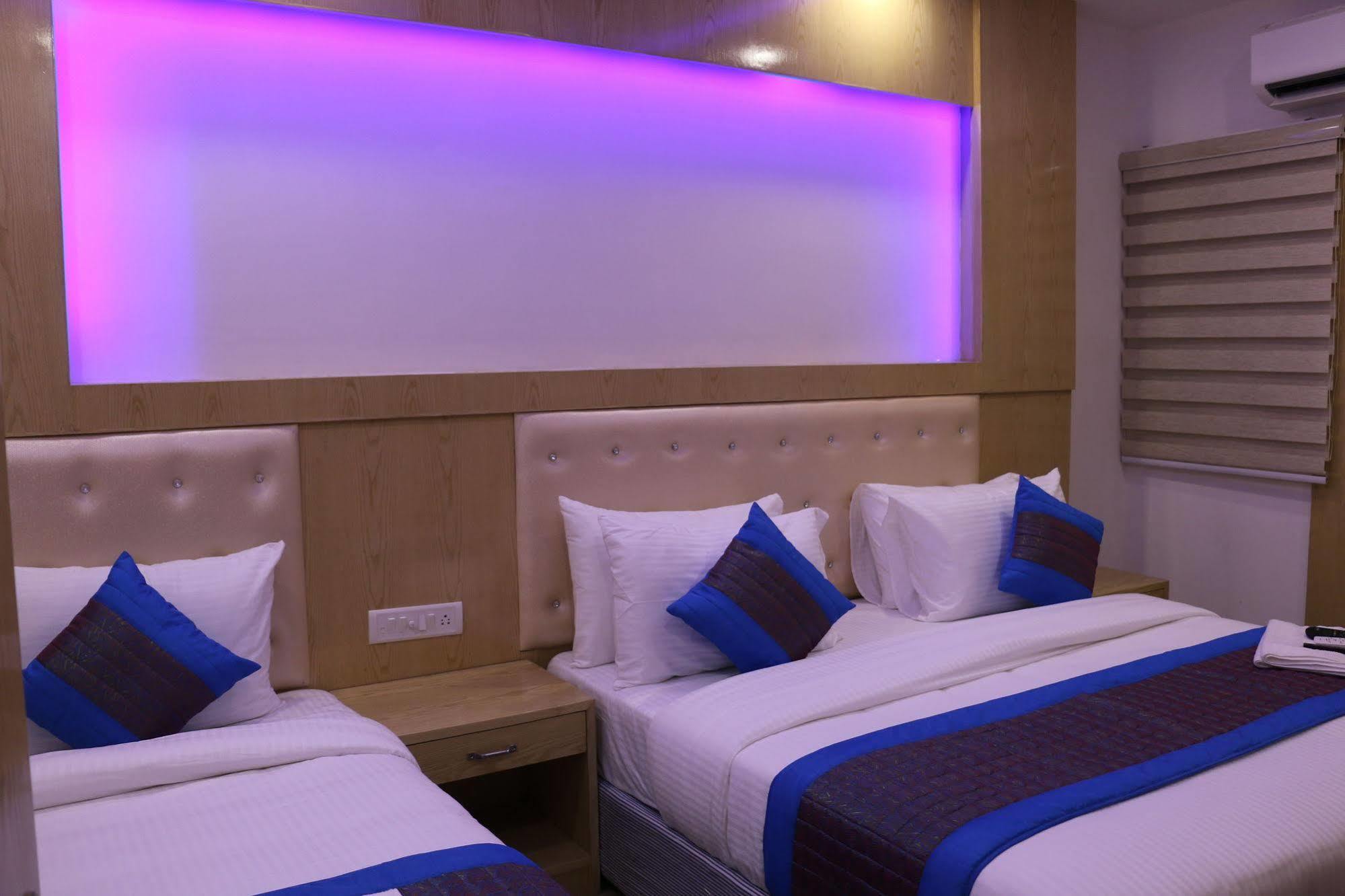 Hotel Prince Palace Deluxe - Paharganj - New Delhi Exterior photo