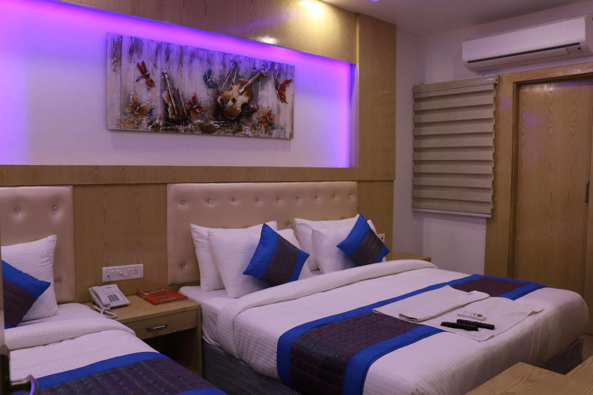 Hotel Prince Palace Deluxe - Paharganj - New Delhi Exterior photo